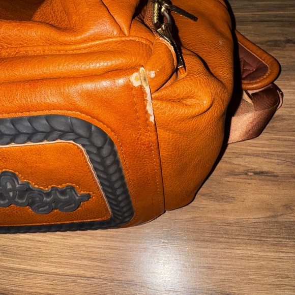 Itsy Ritzy Cognac Boss plus diaper bag used - Picture 5 of 12